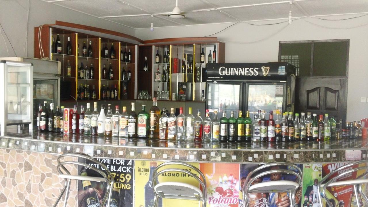 Mama Lee'S Lodge Yamoransa Εξωτερικό φωτογραφία